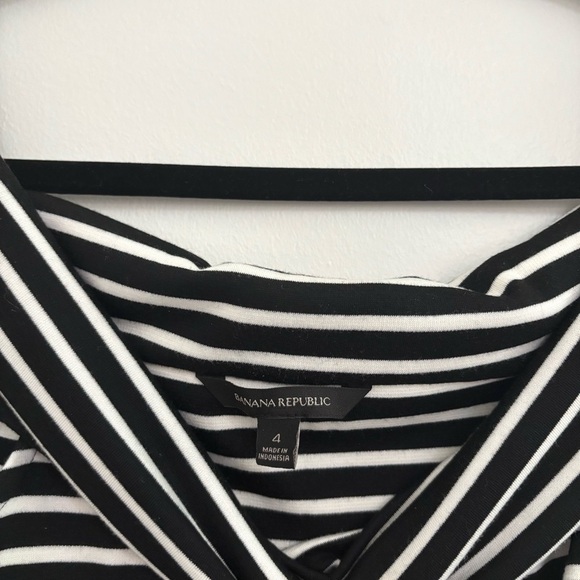 Banana Republic Off The Shoulder Stripe Midi Dress Knit Size 4 - Picture 5 of 5